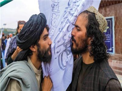 محلل سياسي يوضح الفرق بين طالبان أفغانستان وباكستان| فيديو