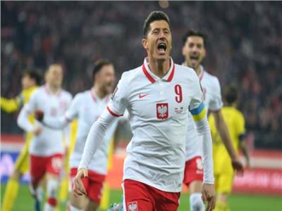 ليفاندوفسكي يقود تشكيل بولندا أمام الأرجنتين في مونديال 2022