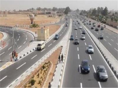 3 محاور جديدة لحل الاختناق المروري في القاهرة