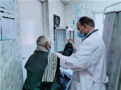 صحة المنوفية: الكشف الطبي على 1416 مواطن بالقافلة الطبية بـ«ميت سراج»