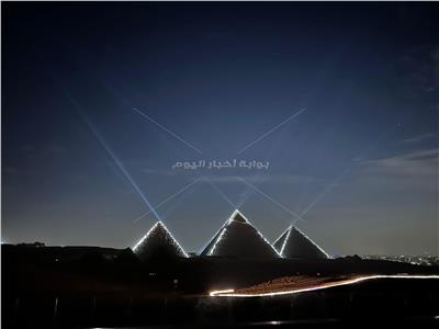 رئيس «ديور» العالمية يدعو الجميع لزيارة مصر والاستمتاع  بالأهرامات 