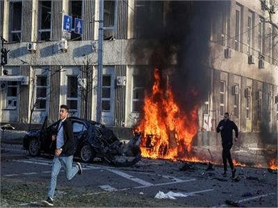 مراسل «القاهرة الإخبارية»: القصف الروسي «رد فعلٍ» على التفجيرات والقذائف الأوكرانية