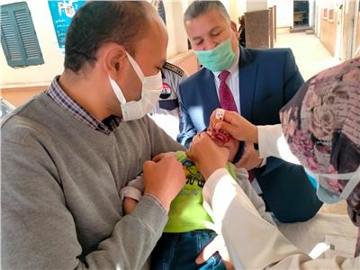 تطعيم 468 ألف طفل ضد شلل الأطفال بسوهاج حتى الآن