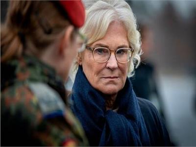 "دير شبيجل": لامبرخت تعترف بعدم قدرة القوات الألمانية على الوفاء بالتزاماتها داخل الناتو