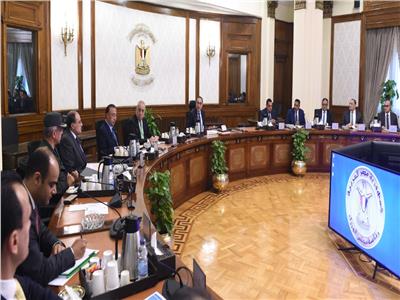 رئيس الوزراء يتابع المشروعات التنموية والخدمية بمحافظتيْ الإسكندرية ومطروح