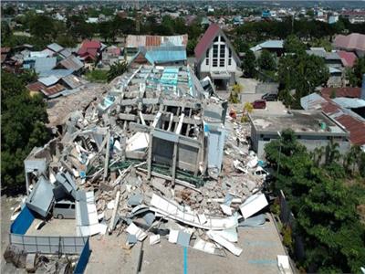 السلطات الإندونيسية تعلن ارتفاع حصيلة الزلزال الأخير إلى 602