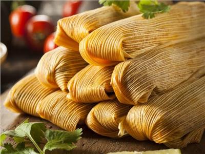 جالب الحظ السعيد.. «التاماليس» طعام المكسيك للاحتفال بالعام الجديد