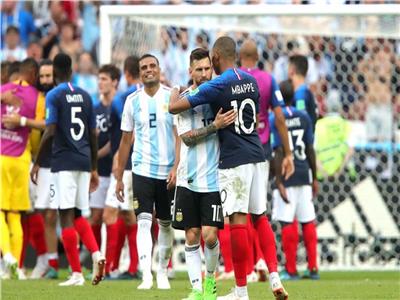 شاهد.. سهيل وثريا تتوقعان فوز الأرجنتين بمونديال 2022