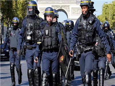 مراسل «القاهرة الإخبارية»: تصادمات خفيفة بين الشرطة الفرنسية والمشجعين بعد المباراة