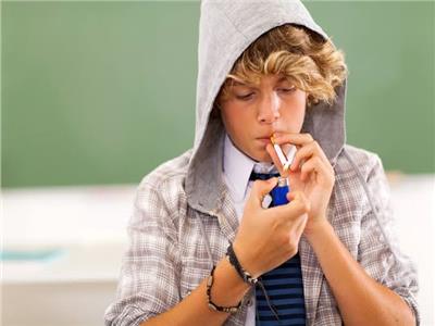 دراسة حديثة: التدخين يسبب النسيان عند الشباب  