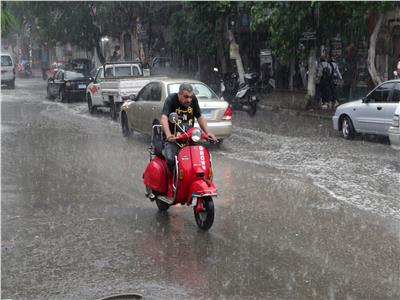 «الأرصاد»: سيول على تلك المحافظات.. وأمطار خلال ساعات على القاهرة والجيزة 