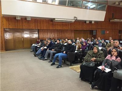 محافظة أسيوط تتلقى طلبات ترخيص المحال العامة