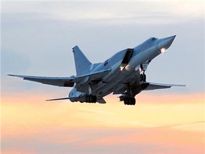 الدفاع الروسية: طائرات بعيدة المدى ستشارك في العملية العسكرية بأوكرانيا