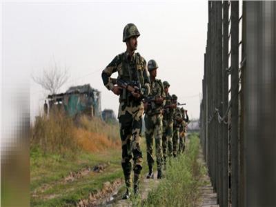 الهند تعلن مقتل باكستاني حاول التسلل عبر الحدود
