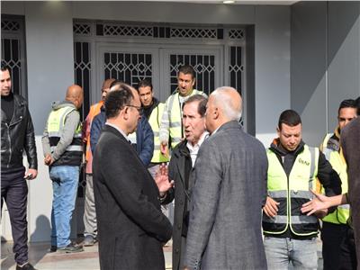 رئيس جامعة حلوان يتابع الأعمال قبل افتتاح المرحلة الثالثة من مستشفى بدر