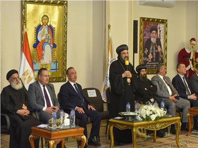 كنائس الإسكندرية تحتفل بعيد الميلاد المجيد بمشاركة شعبية 