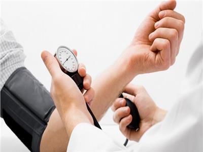 «الصحة» تكشف مضاعفات عدم السيطرة على ارتفاع ضغط الدم