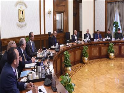 رئيس الوزراء يتابع جهود التوسع في استصلاح وزراعة الأراضي الصحراوية 