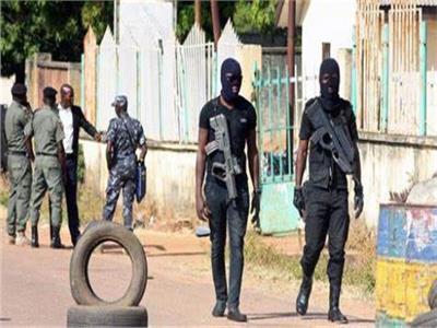 «انعدام الأمن» يهدد انتخابات الرئاسة في نيجيريا بالتأجيل أو الإلغاء