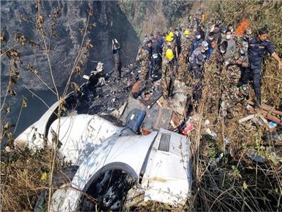 السلطات النيبالية تسلم جثامين 22 شخصا من ضحايا الطائرة المنكوبة