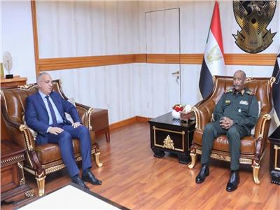 البرهان يؤكد حرص السودان على استمرار التعاون والتنسيق مع مصر