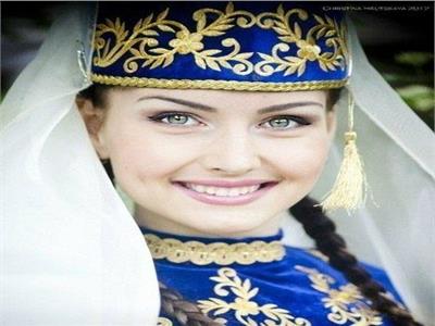 شاهد | أجمل نساء العالم في تتارستان تتظاهرن بسبب العنوسة 