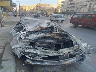مصرع سائق إثر تفحم سيارته بعد اصطدامها بسيارة نصف نقل بالإسكندرية 