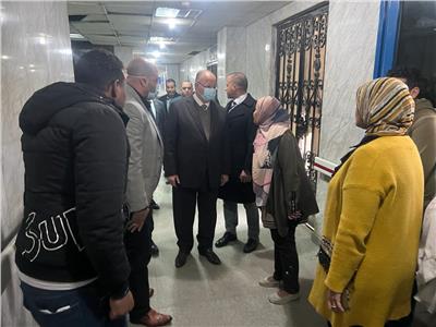 محافظ القاهرة يوجه بتقديم الرعاية الكاملة لمرضى مستشفى النور المحمدي بعد نقلهم| صور