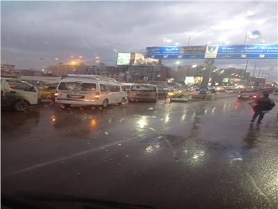 النوة مستمرة.. هطول أمطار «الكرم» على الإسكندرية| صور 
