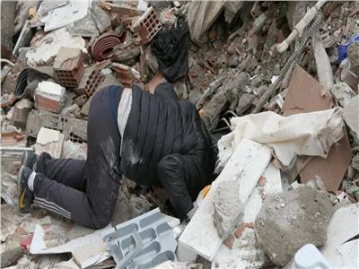نائب أردوغان: عدد ضحايا زلزال تركيا يرتفع إلى 2379 قتيلاً و14483 جريحاً