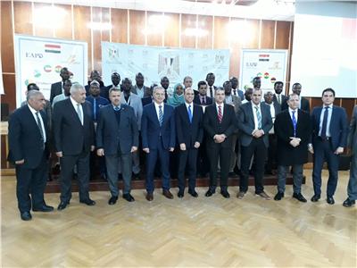 وزارة الكهرباء تحتفل بتخريج متدربين من 12 دولة إفريقية