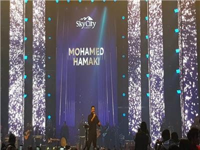 «محمد حماقي» يحيي أقوى حفلات مدينة الجلالة | صور