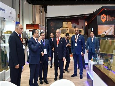 وزير الإنتاج الحربي يشارك في فعاليات افتتاح معرض الدفاع الدولي «IDEX 2023»
