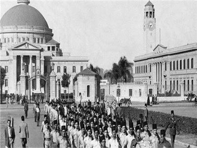يوم الطالب العالمي.. محمد علي ينشئ أول جامعة مصرية عام 1908 