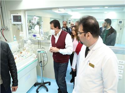 ‎وزير الصحة يتفقد مستشفى دمياط التخصصي ويوجه برفع كفاة الأسرّة