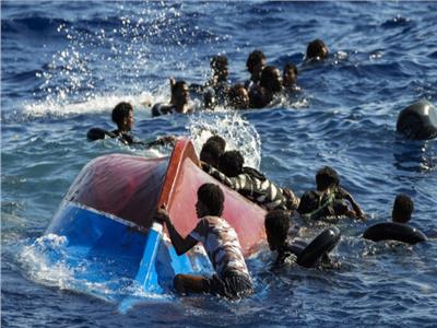 مصرع 40 مهاجرًا قبالة السواحل الإيطالية