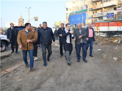 محافظ الغربية يتفقد أعمال التطوير والتجميل بمدينة كفر الزيات 