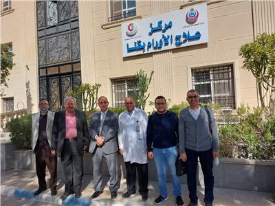 الزمالة المصرية تبحث اعتماد جراحة الأورام بمركز أورام قنا