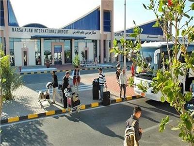 مطار مرسى علم يستقبل 8 رحلات طيران دولية من ألمانيا والتشيك وإيطاليا