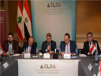 رئيس هيئة التنمية الصناعية يبحث مح الجمعية المصرية اللبنانية دعم الصناعة 