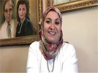 19 مارس.. الحكم على هبة قطب في اتهامها بإهانة الرجل المصري