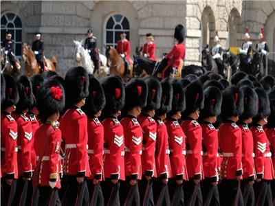 بالصور| أغرب طقوس الإحتفالات الملكية في بريطانيا   