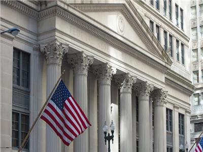 قرار من الحكومة الأمريكية لحماية البنوك من الانهيار