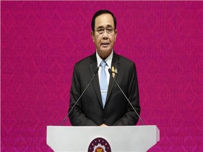 رئيس وزراء تايلاند يحل البرلمان ويدعو لانتخابات جديدة