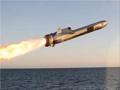 البحرية الأمريكية تحصل على صواريخ «فوق الأفق»