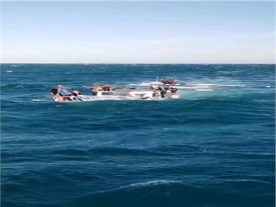 إنقاذ 16 شخصًا بعد غرق لنش سياحي قرب جزيرة الجيفتون في الغردقة