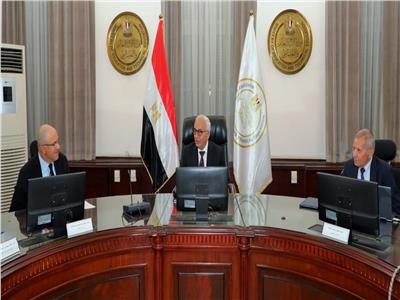 وزير التعليم يستقبل وفداً من اتحاد الصناعات المصرية لتطوير المدارس الفنية 