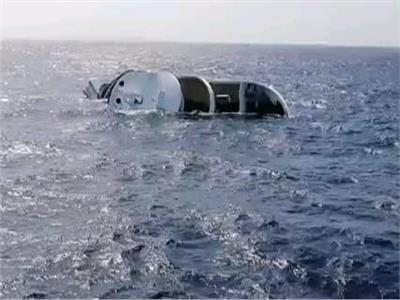 إنقاذ 35 شخصًا إثر غرق لنش في مياه البحر الأحمر