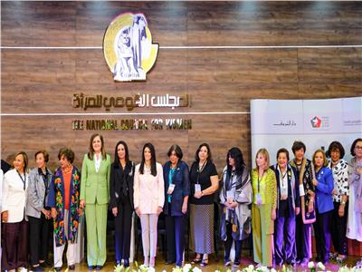 وزيرة التعاون الدولي تُشارك في احتفالية إطلاق النسخة العربية من كتاب "بنات النيل"