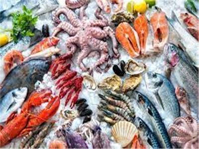 استقرار أسعار الأسماك الجمعة 12 مايو في سوق العبور